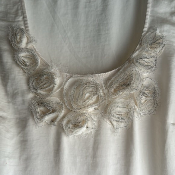 Loft Blouse with Floral Appliqués - Picture 2 of 5